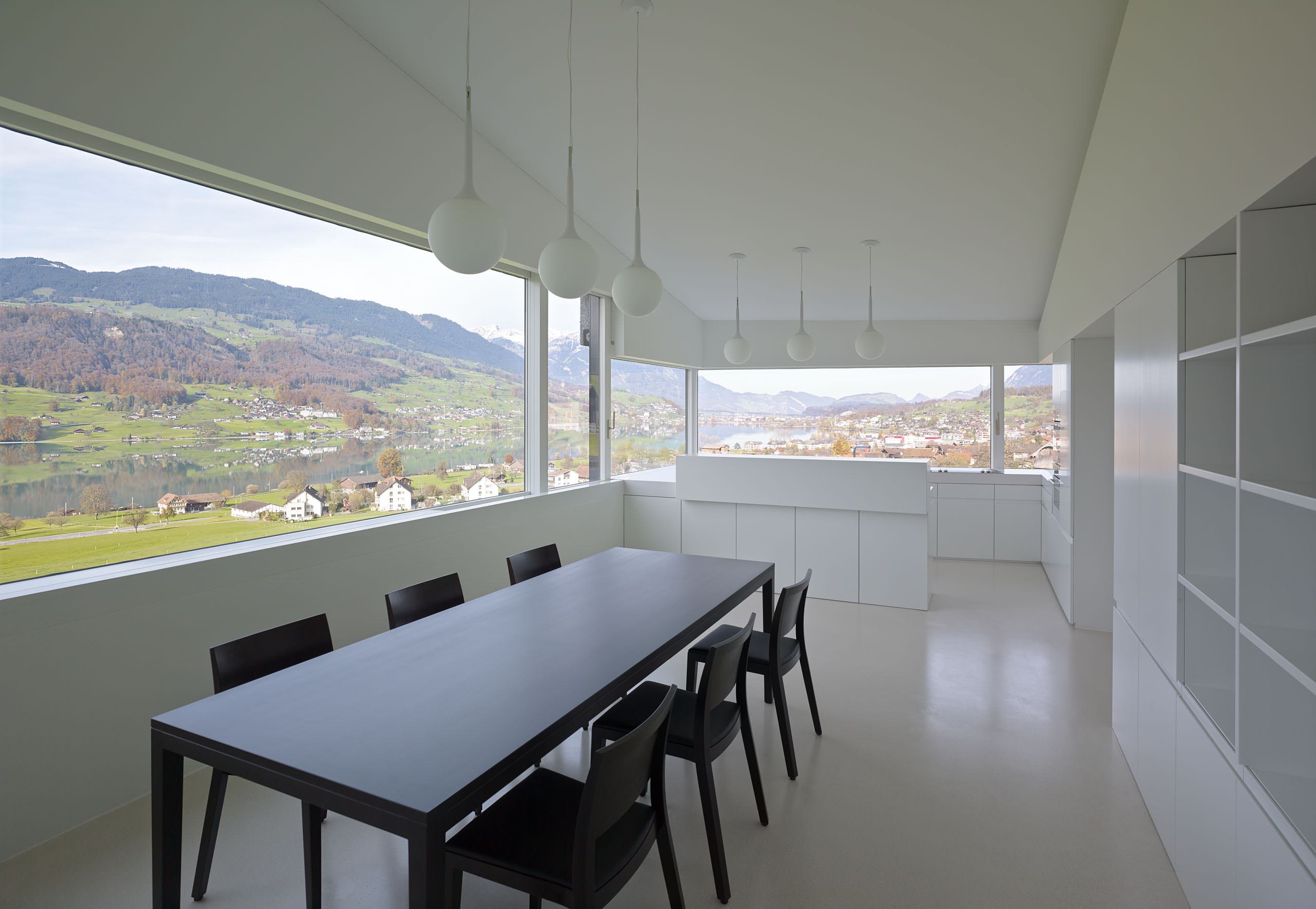 E12400 040073p j2560